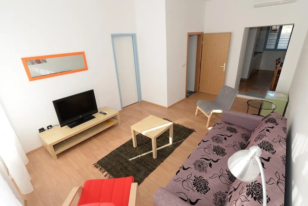 Apartments Fažana